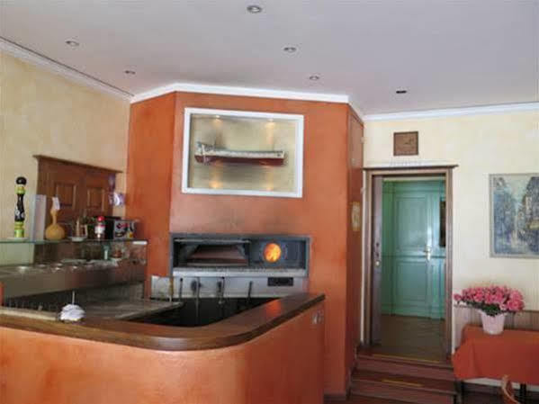 Hotel Elvezia אסקונה מראה חיצוני תמונה